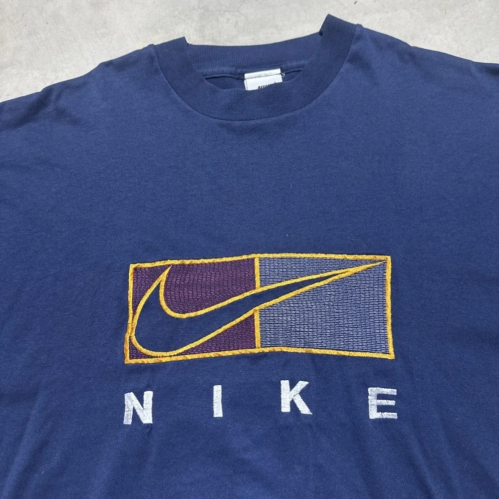 Nike T Shirt Size XL Vintage Rare Logo Blue Yellow Colorblock Swoosh Cotton Y2K